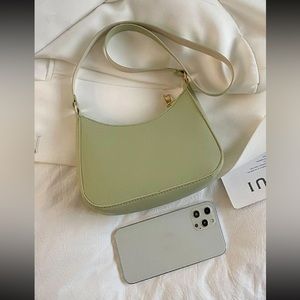 Mini minimalists baguette bag